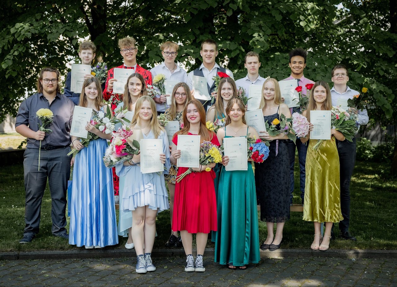 Kuressaare Muusikakooli 70. lend, 2024